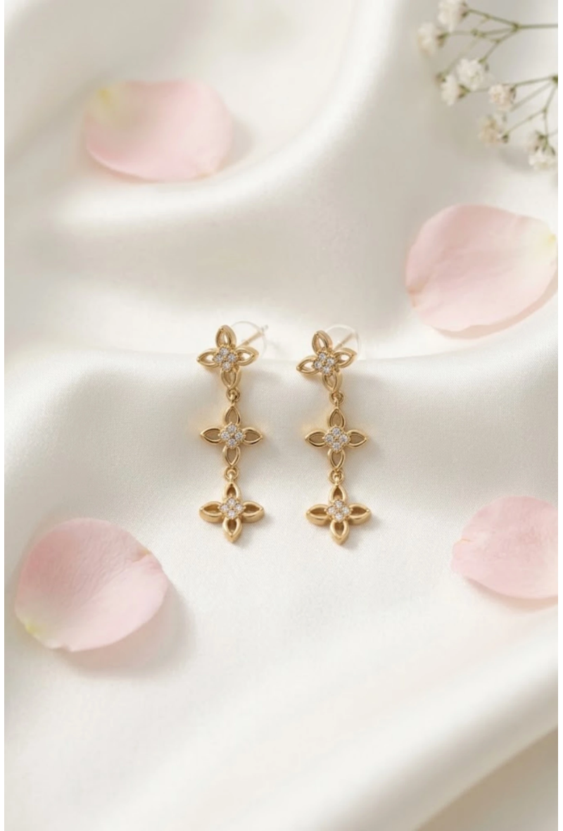 BLAKE – Boucles d’oreilles fleurs pendantes à strass