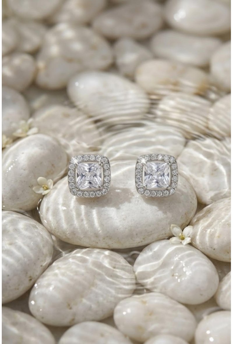 BO DARCY - Boucles d'oreilles Carré Zirconium