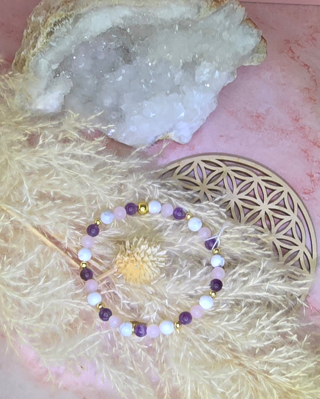 Brume de paix : Améthyste, howlite et quartz rose