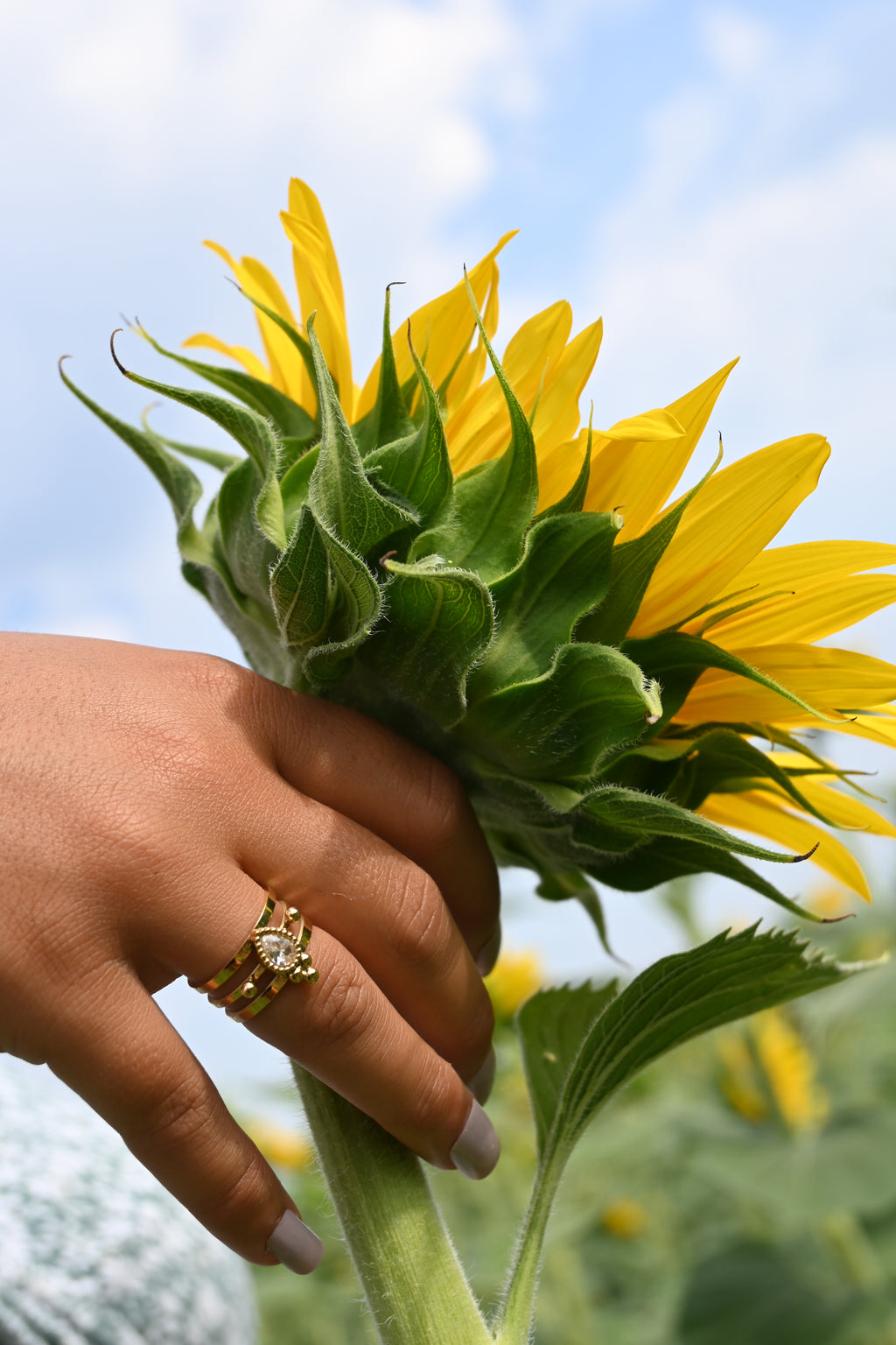 Bague Milan – Triple Anneau Doré & Cristal Goutte