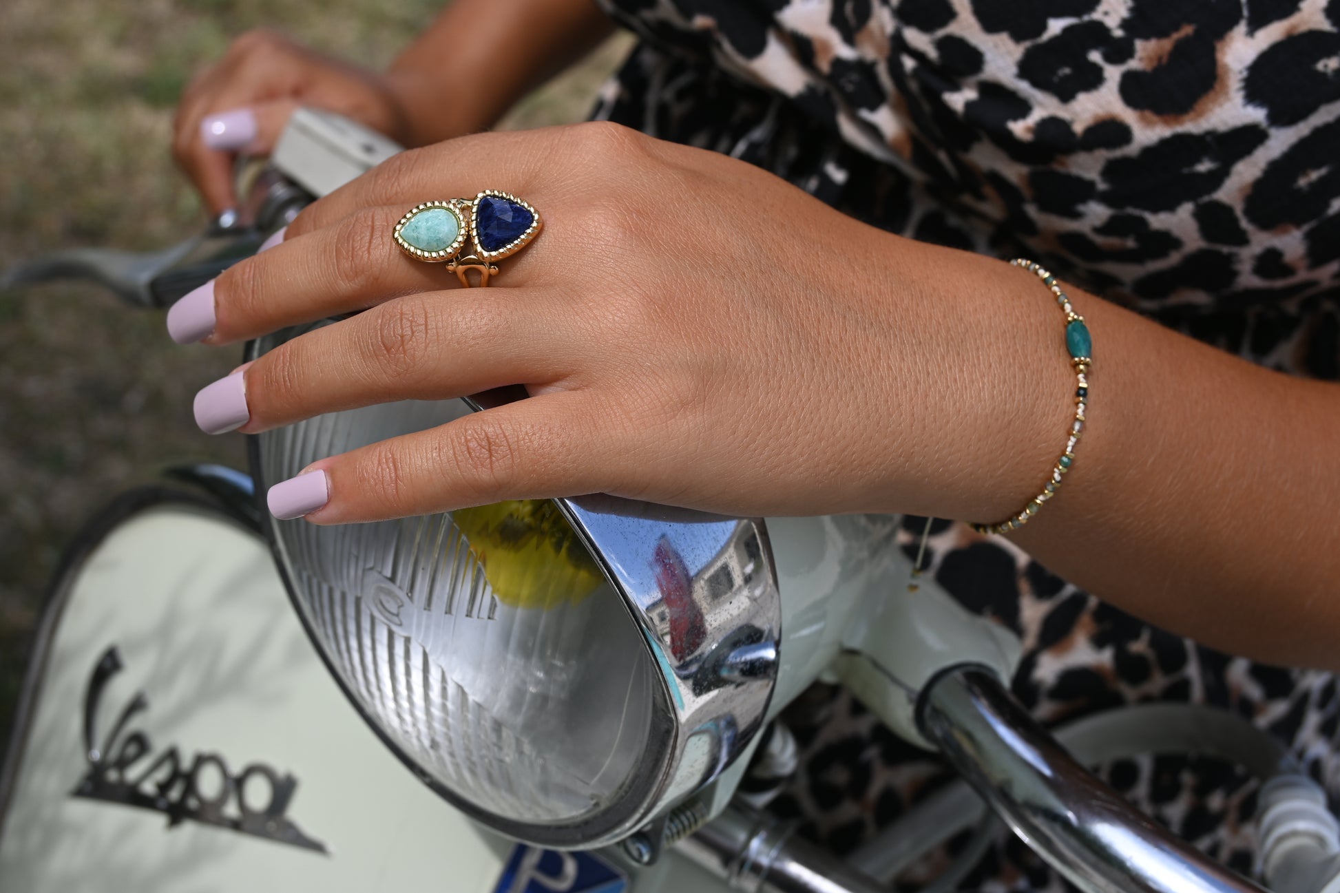 Bague ZOELLA – Nacre, Améthyste, Sodalite ou Quartz Fraise