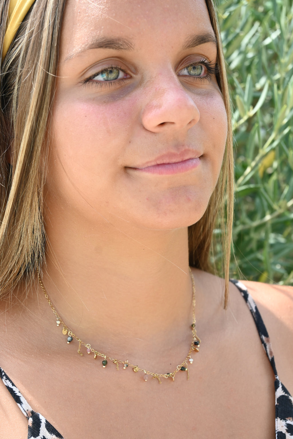 Collier Alice – Pampilles Dorées & Pierres Naturelles Agate Multicolore