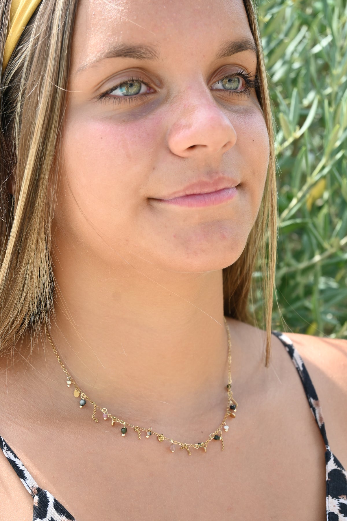 Collier Alice – Pampilles Dorées & Pierres Naturelles Agate Multicolore