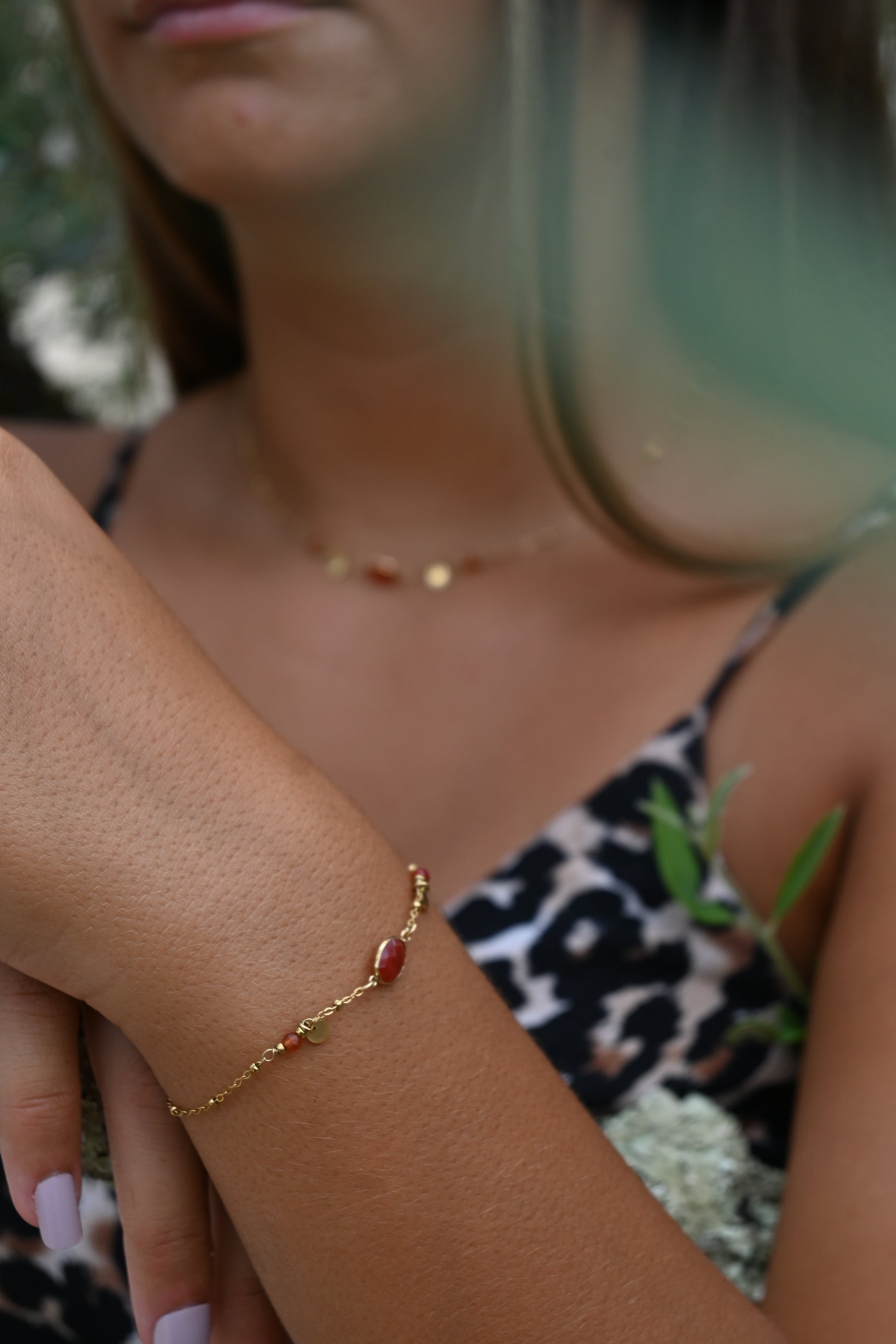 Bracelet Maurine – Pierre Naturelle & Sequins Dorés