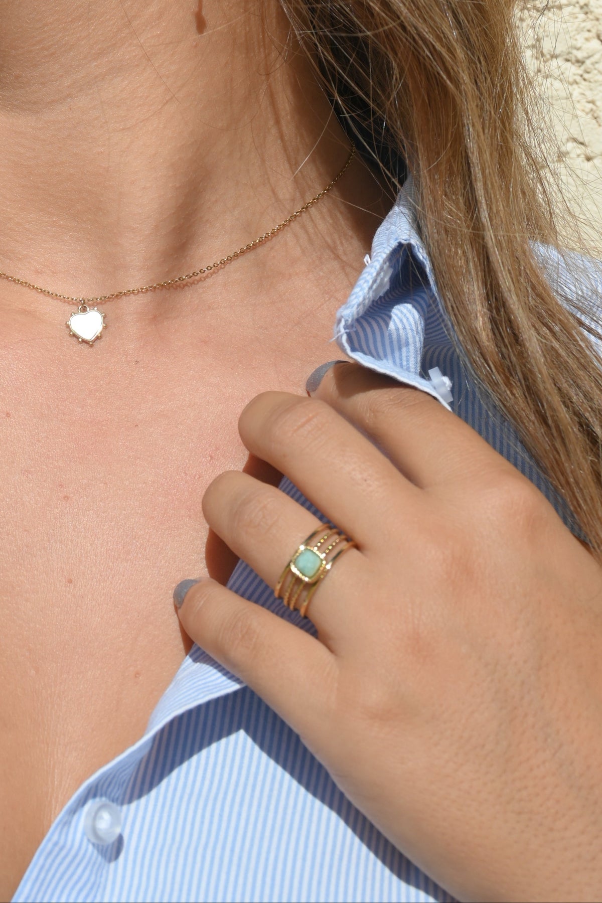 Bague Amaé – 4 Rangs & Pierre Naturelle Carrée