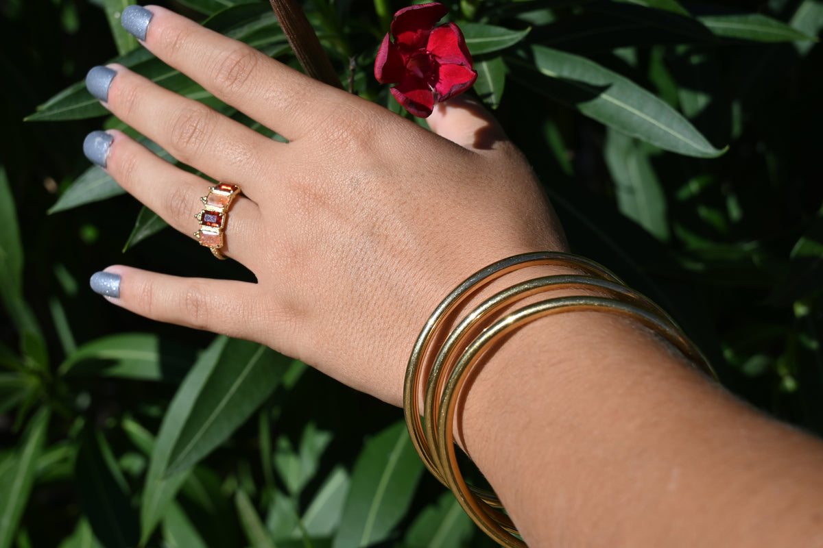 ELY – Bracelets joncs dorés en acier inoxydable