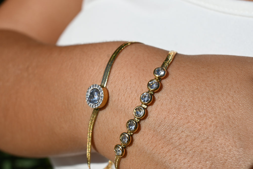 Bracelet Jen doré – Chaîne serpent et 7 zircons