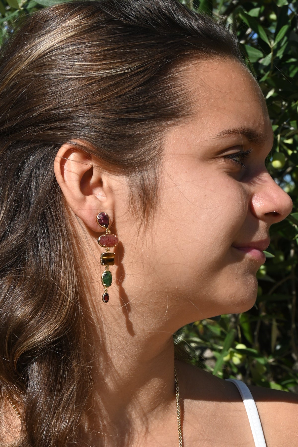 Boucles d’oreilles HANA – Tourmaline colorée et œil de tigre