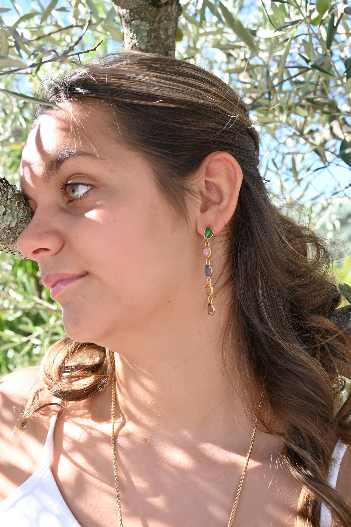 IVY – Boucles d’oreilles pendantes à zircons colorés