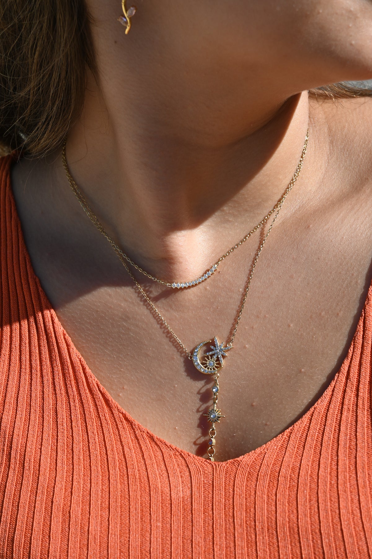 KELLY – Collier céleste doré à pendentif cascade et zirconiums