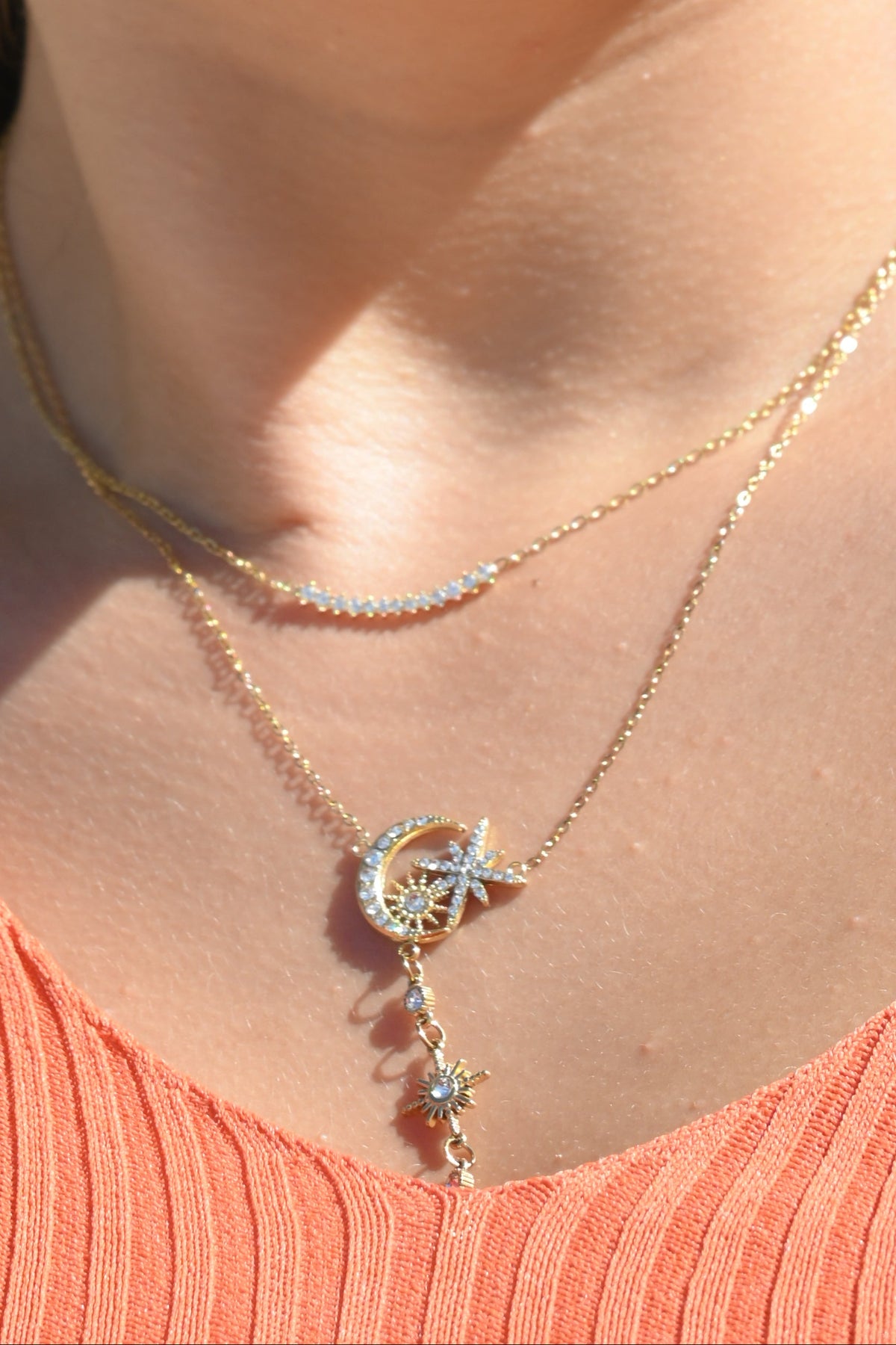 KELLY – Collier céleste doré à pendentif cascade et zirconiums