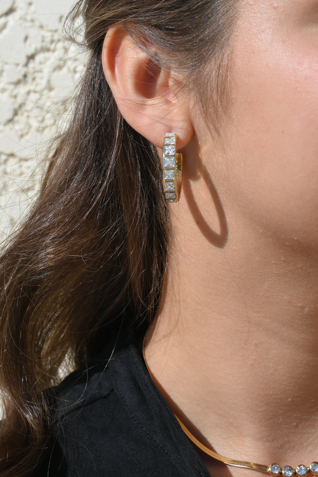 SOPHIE – Boucles d’oreilles créoles dorées ornées de cristaux, 3 cm