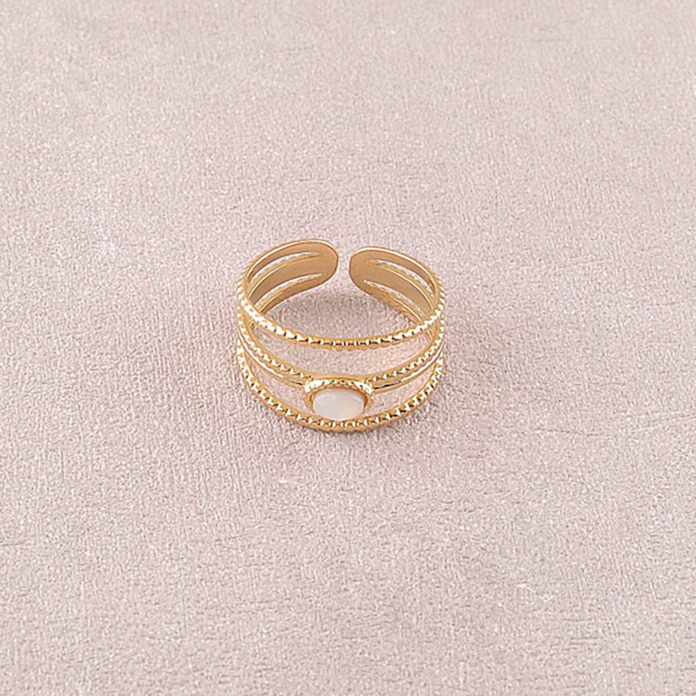 Bague Elisa – 3 Anneaux Striés & Pierre Naturelle Ovale
