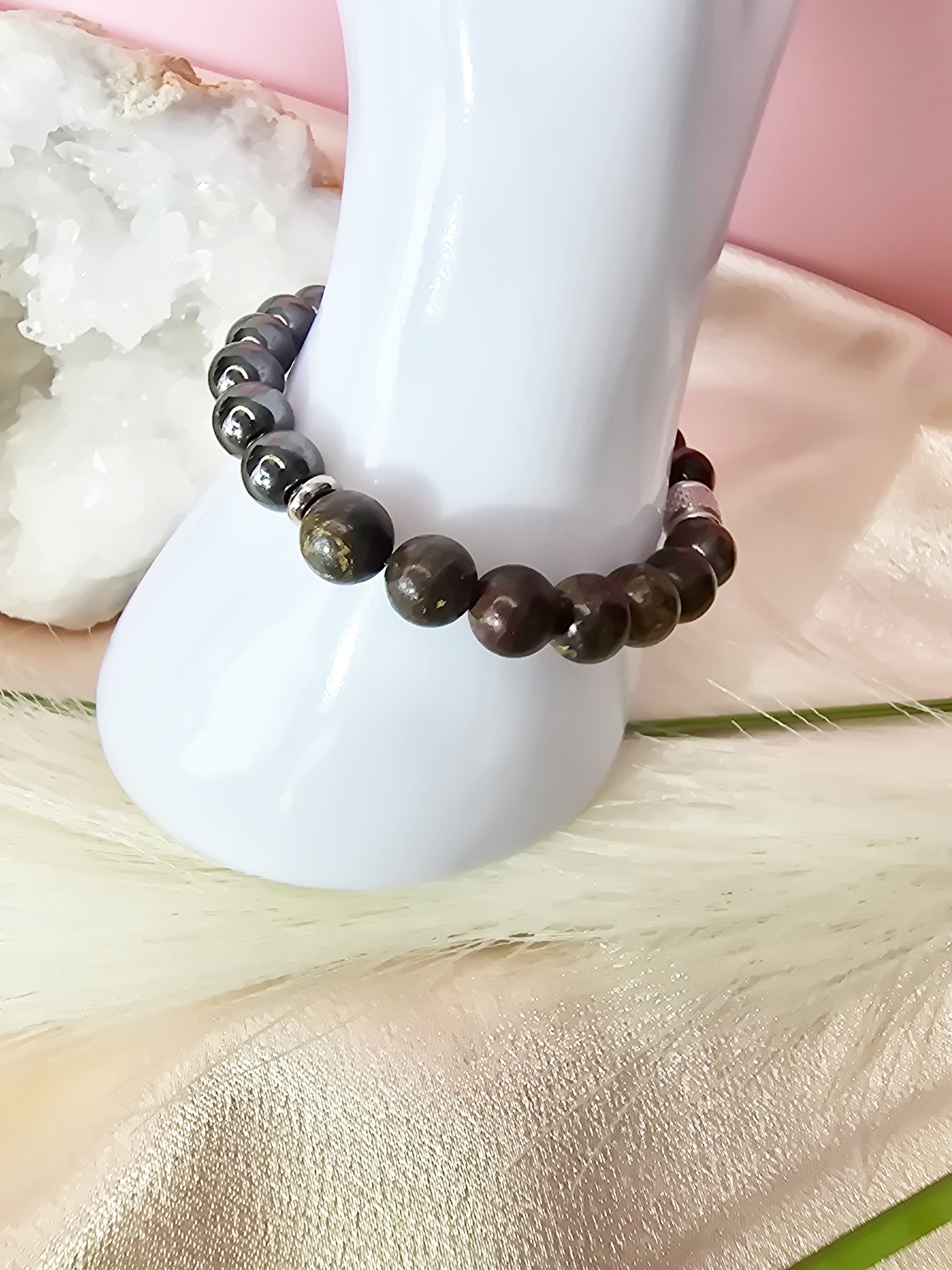 Force téllurique : Oeil de taureau, bronzite et hématite