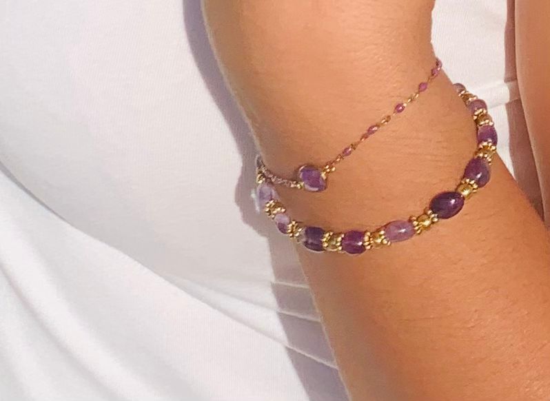 Bracelet ESTELINE | Maille Émail & Pendentif Pierre Naturelle Ovale | Or et Âme Bijoux