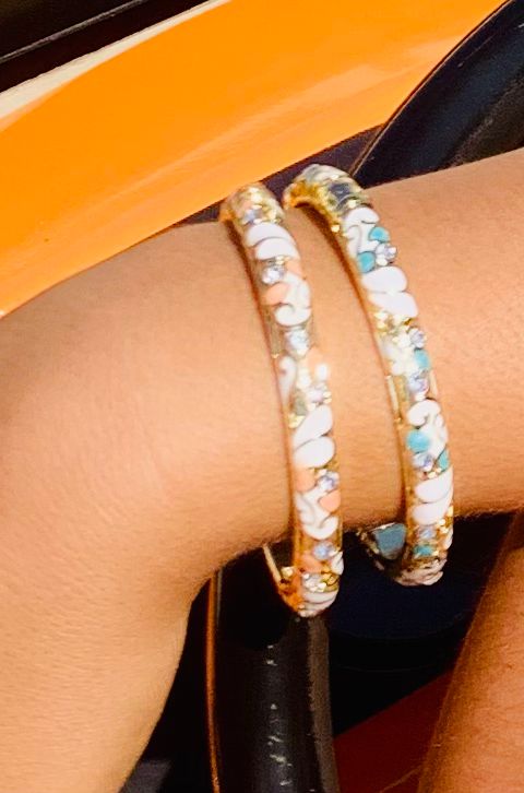 Bracelet Diana, Jonc Fleuri Strass Doré –  Couleurs au Choix | Or et Âme Bijoux