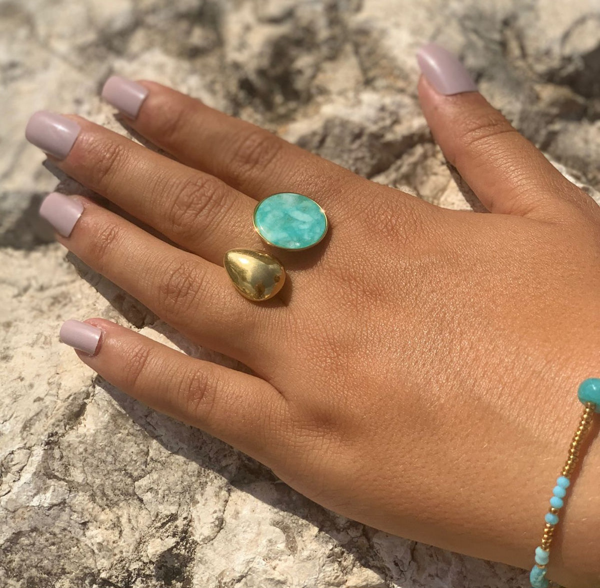 Bague LAGON Pierre Bleue Dorée Ajustable | Or et Ame Bijoux