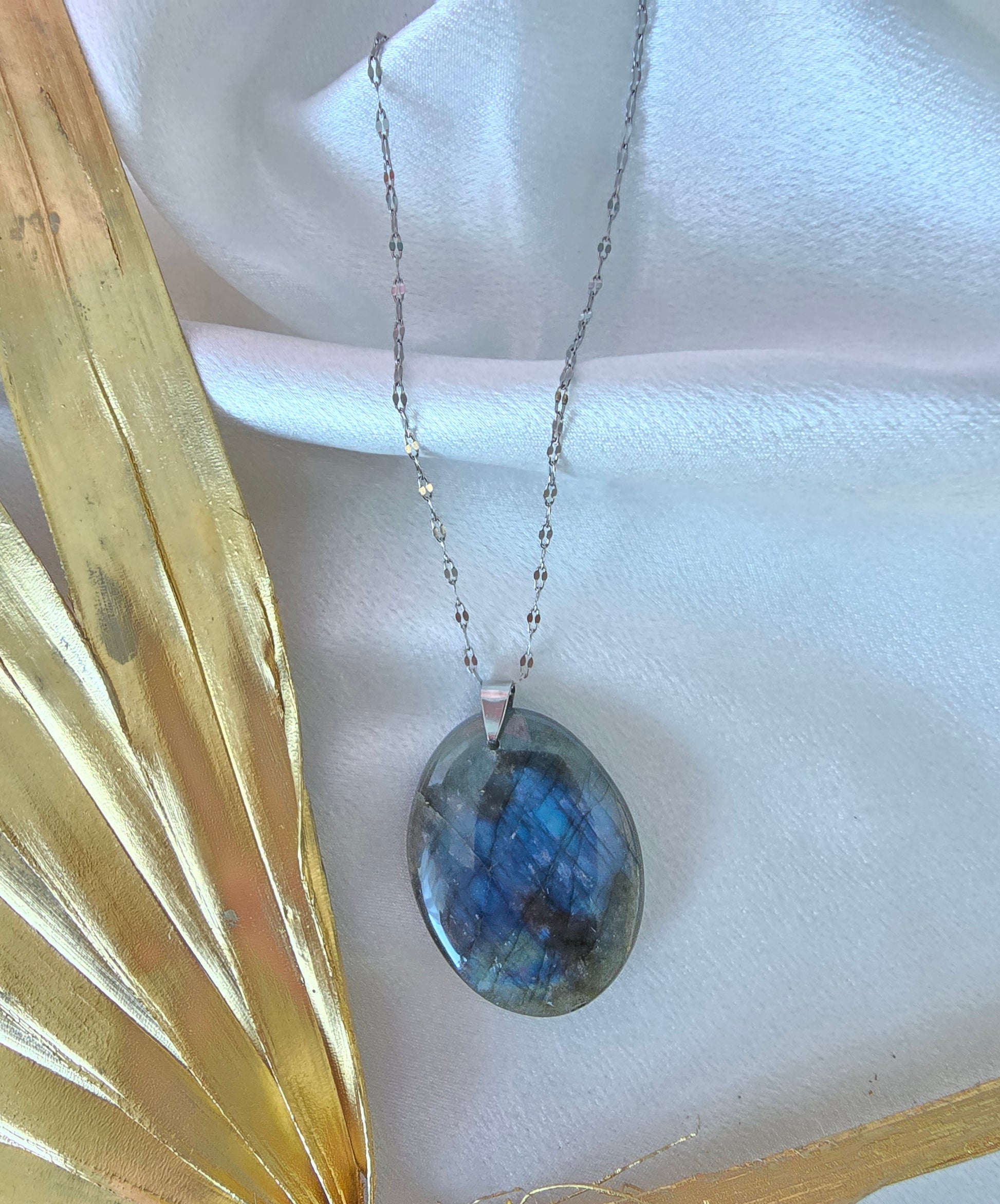 Collier labradorite ovale