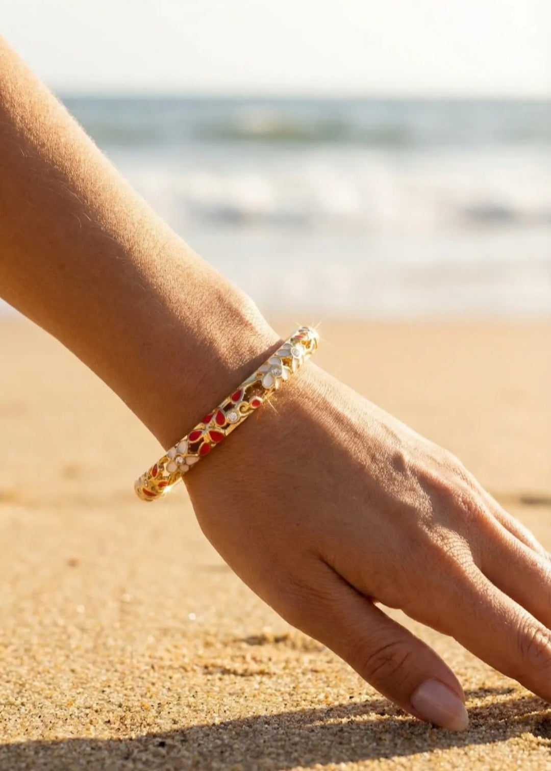 Bracelet Diana, Jonc Fleuri Strass Doré –  Couleurs au Choix | Or et Âme Bijoux
