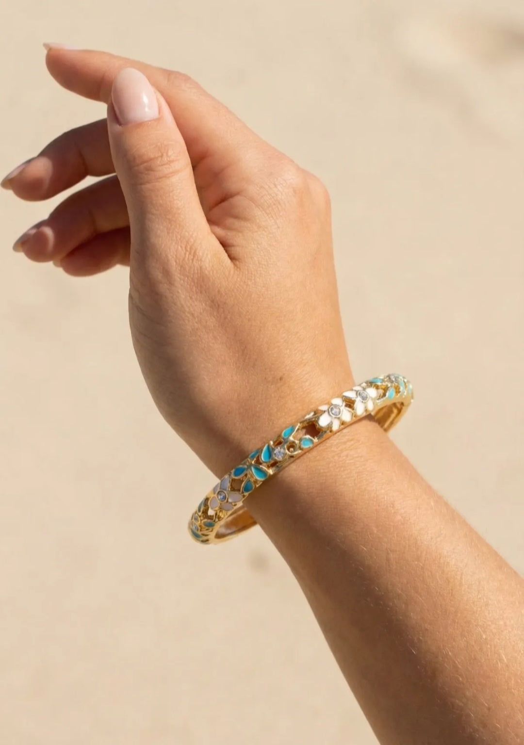 Bracelet Diana, Jonc Fleuri Strass Doré –  Couleurs au Choix | Or et Âme Bijoux
