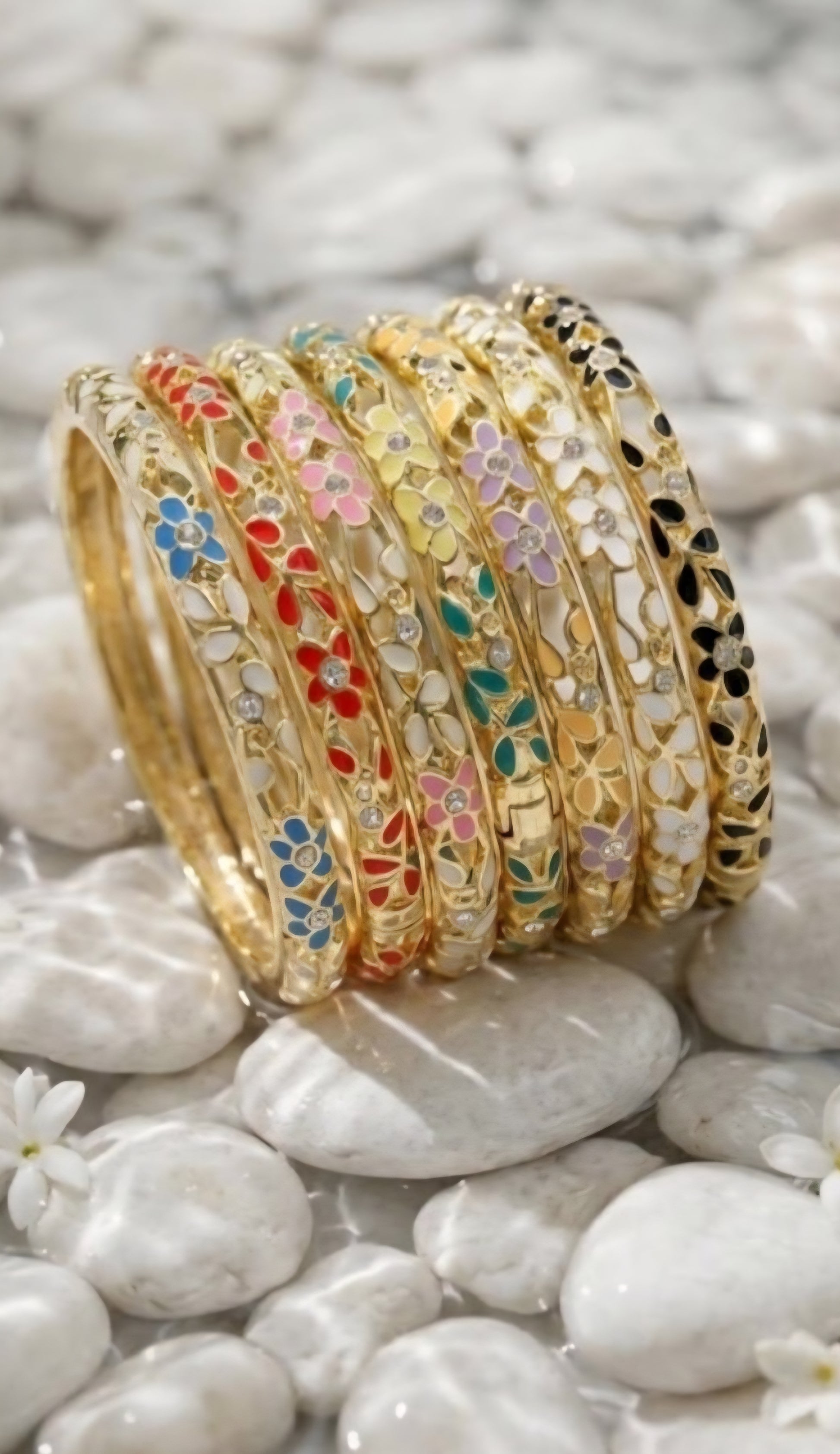 Bracelet Diana, Jonc Fleuri Strass Doré –  Couleurs au Choix | Or et Âme Bijoux