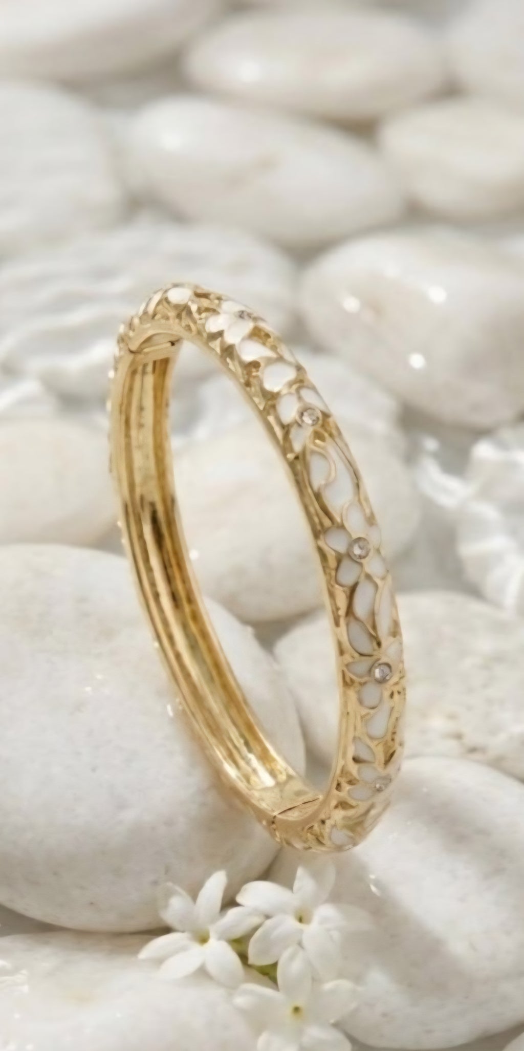 Bracelet Diana, Jonc Fleuri Strass Doré –  Couleurs au Choix | Or et Âme Bijoux