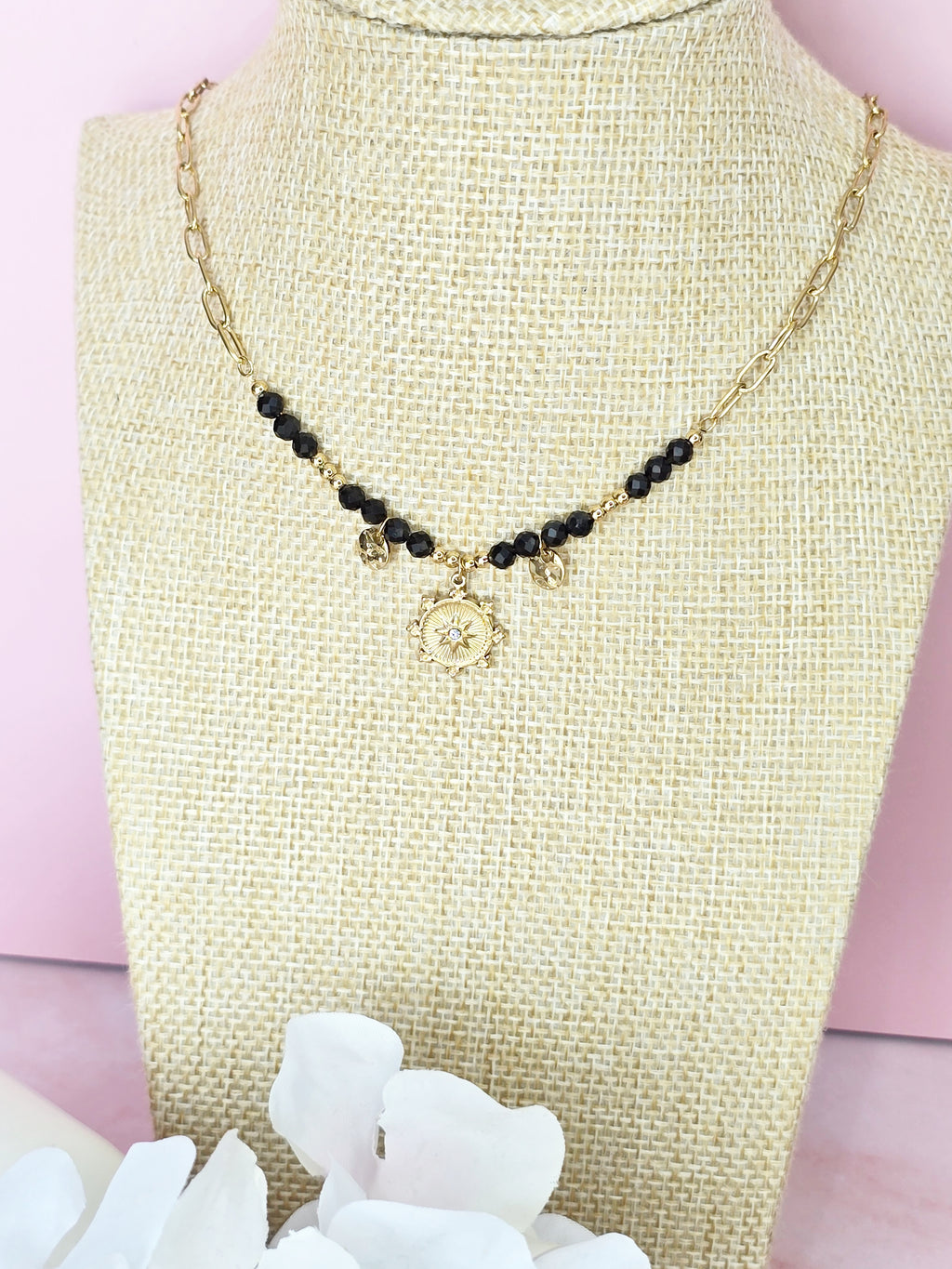 Tamara : Colier en tourmaline noir et en acier inoxydable.