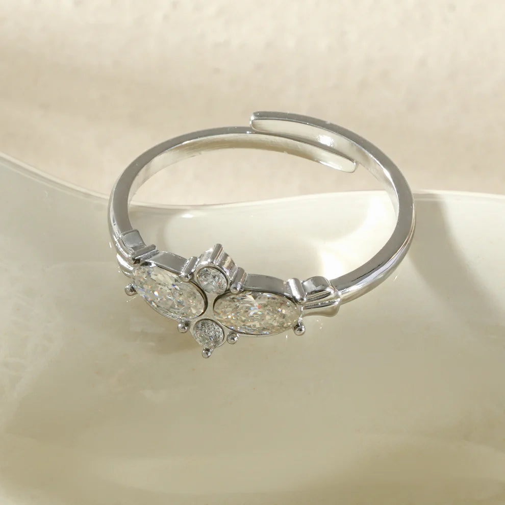 Bague BELLY – Strass Ovales & Ronds Dorée Ajustable