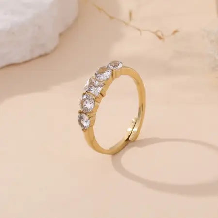 Bague ENORA - 5 Oxydes de Zirconium - Alliance Dorée Élégante