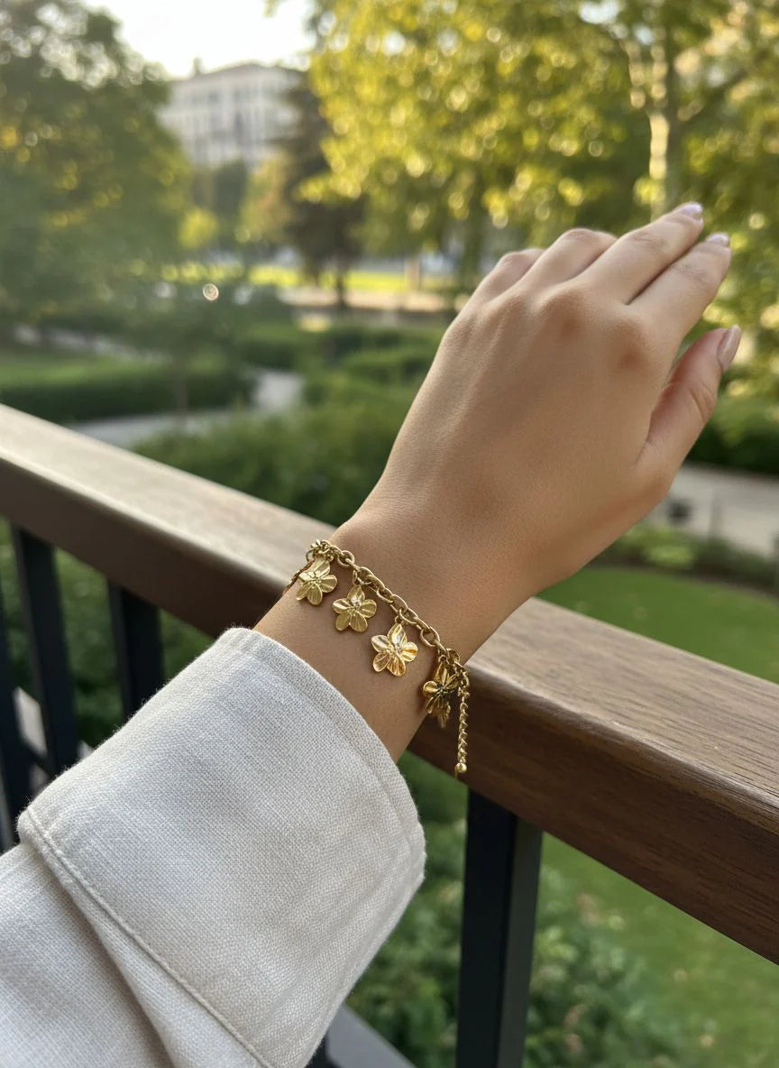 Bracelet Flora – Chaîne Pampilles Fleurs Sculptées- doré ou argenté