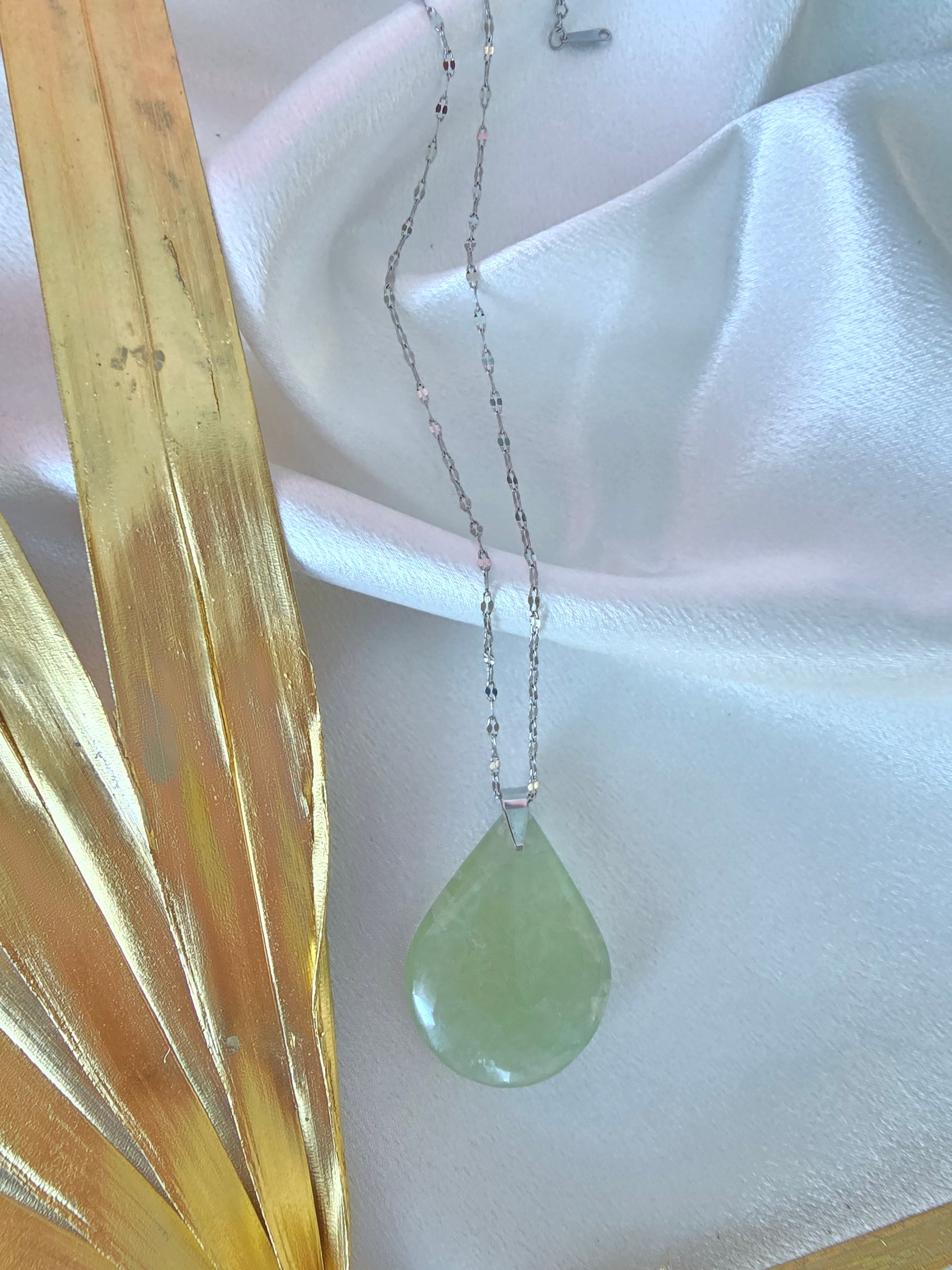 Collier fluorine verte