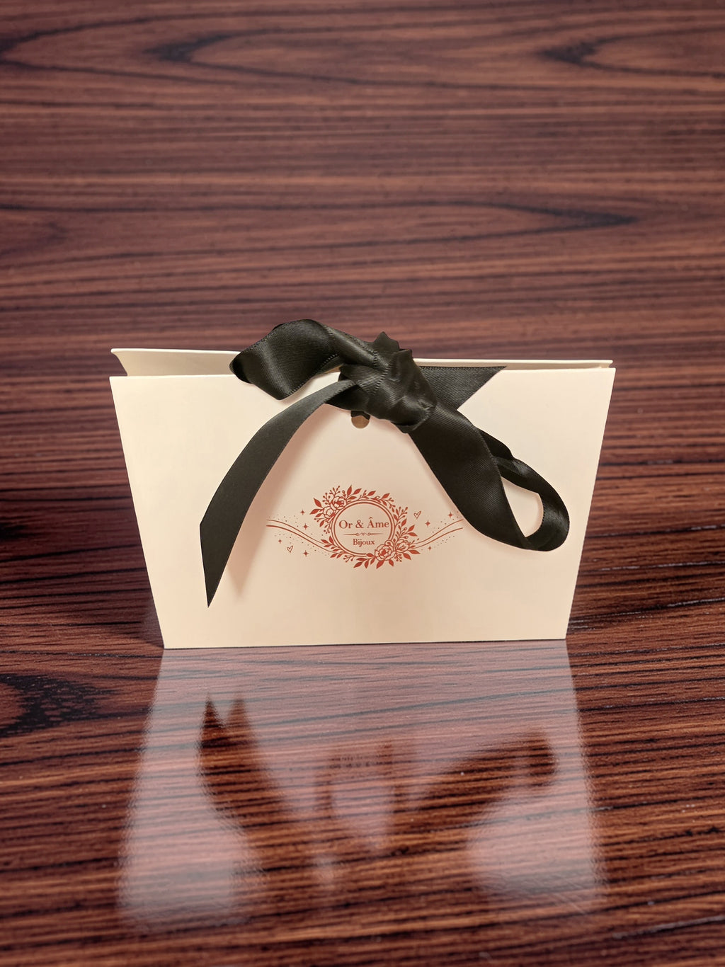 Sac cadeau bijoux avec ruban noir – Or & Âme Bijoux – 11 × 16 cm