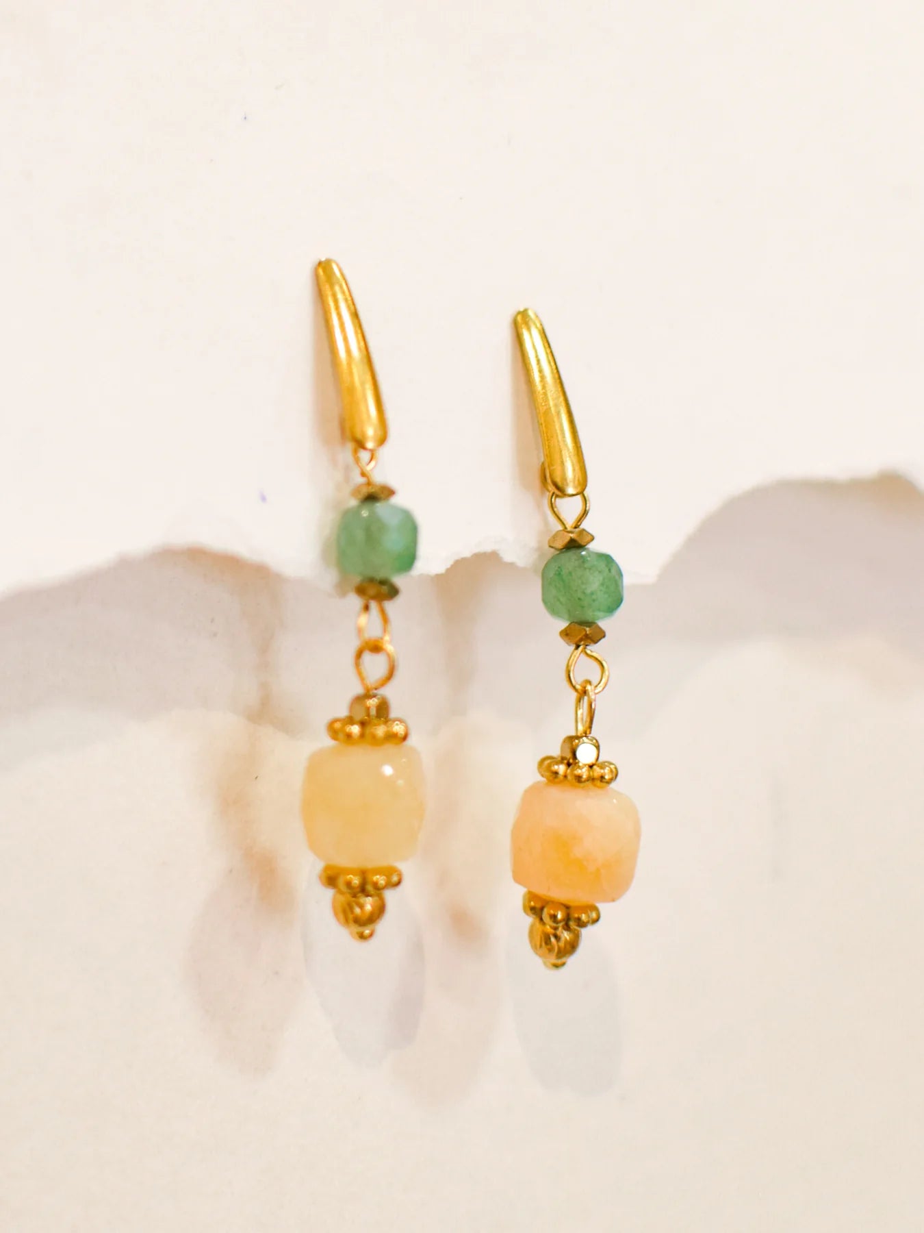 Boucles d'Oreilles KAEL Pendantes Quartz Rose Cristal Roche Lépidolite | Or et Âme Bijoux