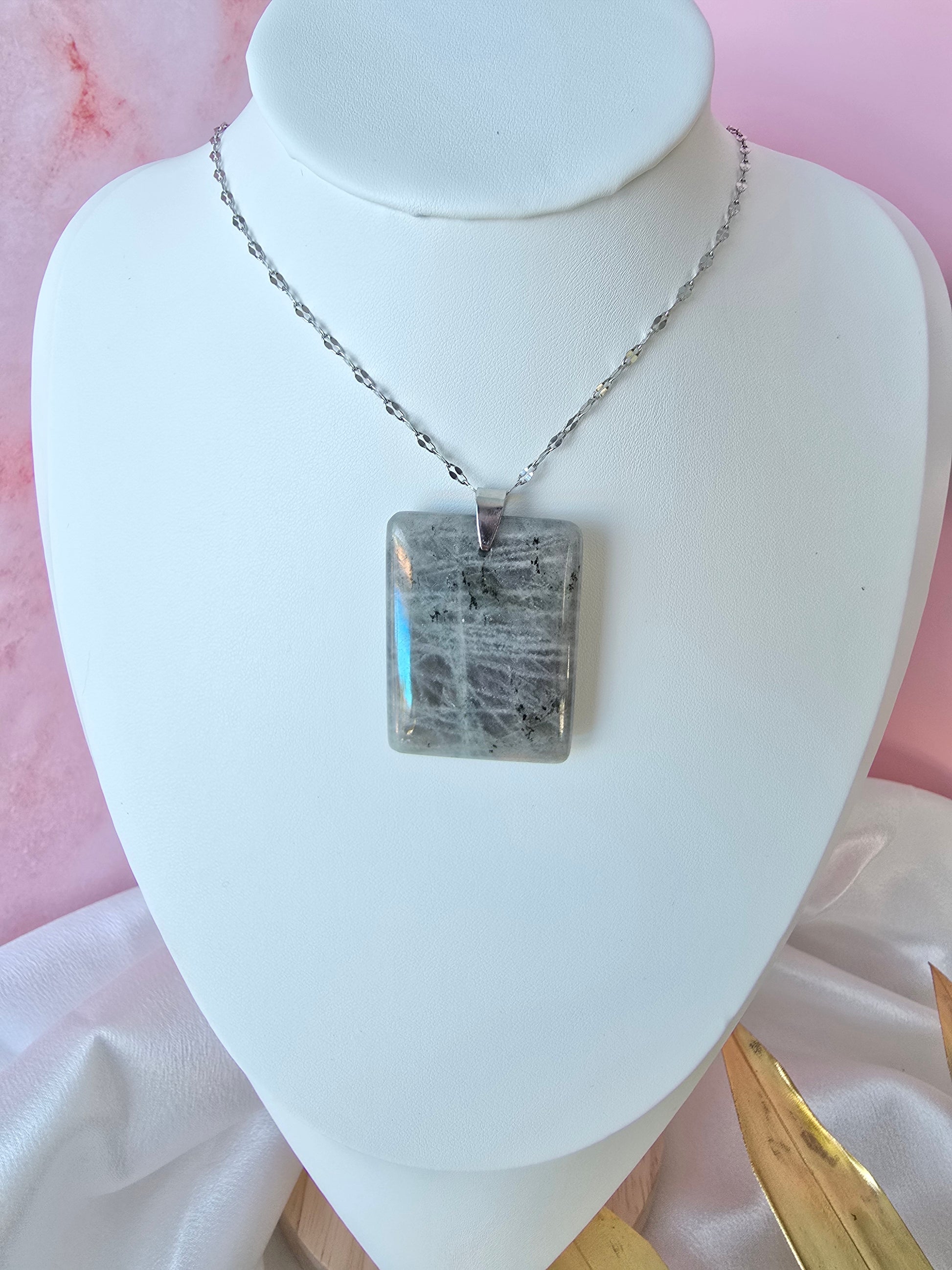 Cillier Labradorite violette AAA