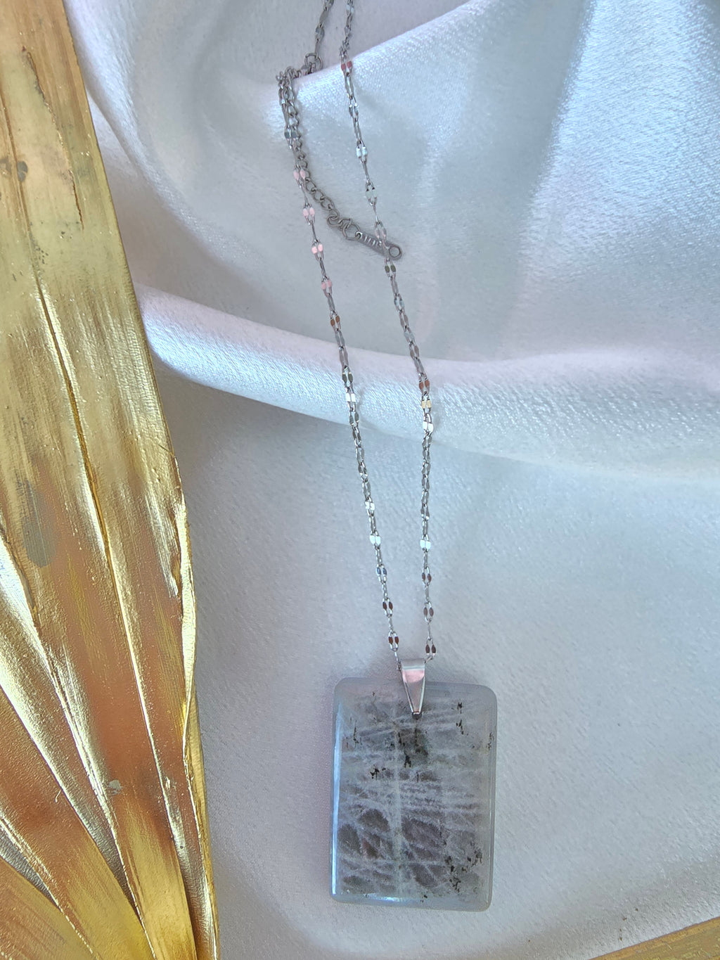 Cillier Labradorite violette AAA