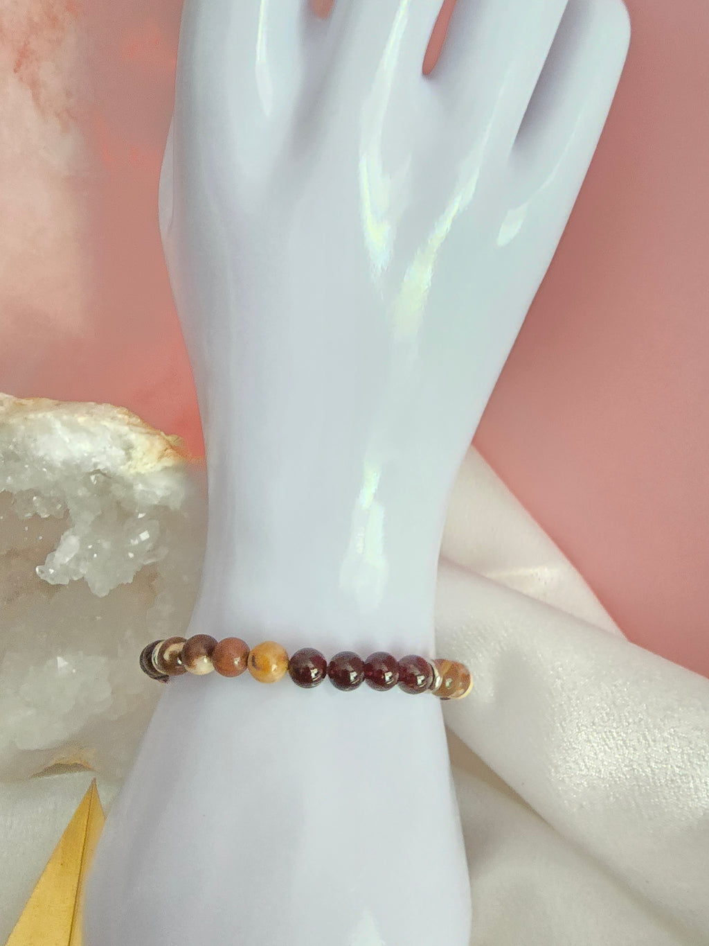 Pilier intérieur : Grenat et Jaspe brun