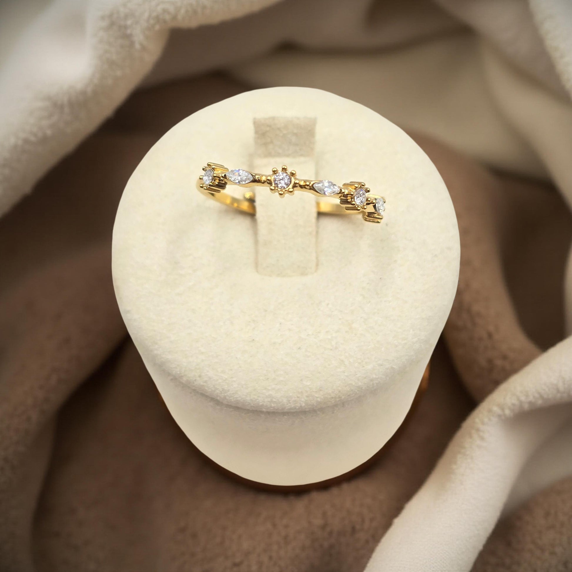 Bague Aloha - Fine Dorée Zirconiums Scintillants - Or et Âme-Bijoux