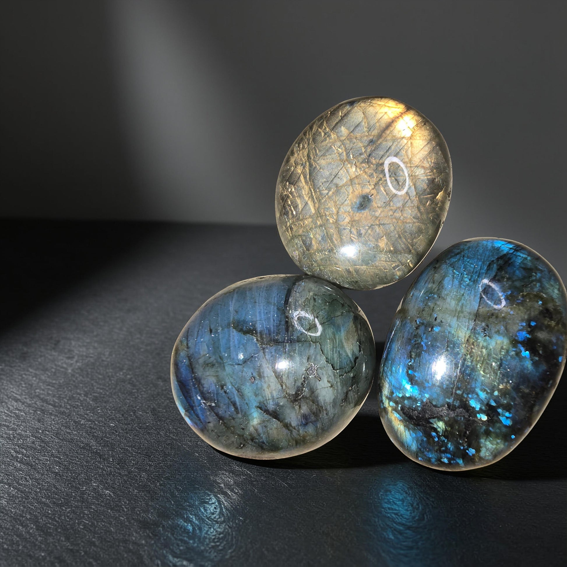 Pierre Labradorite Qualité Extra | Protection & Intuition