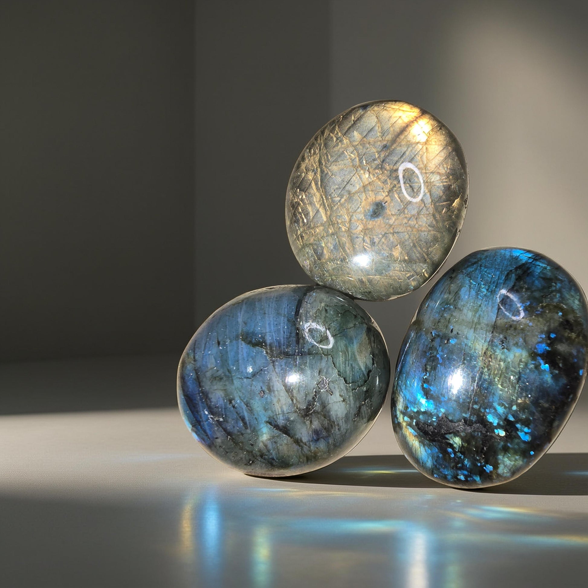 Pierre Labradorite Qualité Extra | Protection & Intuition