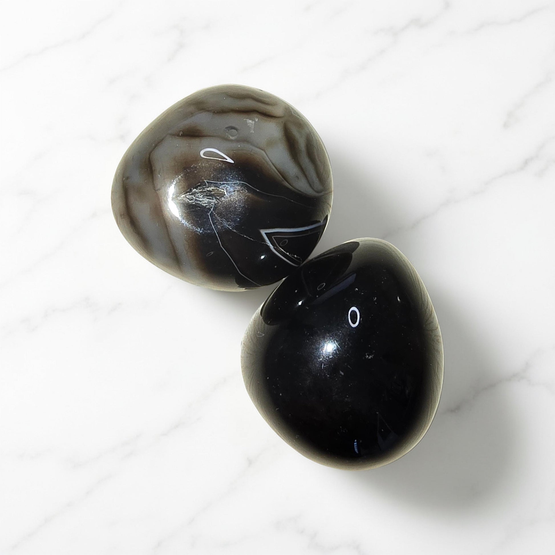 Pierre roulée d'Agate Œil 30-40mm. Protection contre le mauvais œil, clairvoyance, yeux, vision et intuition. Lithothérapie et talisman.