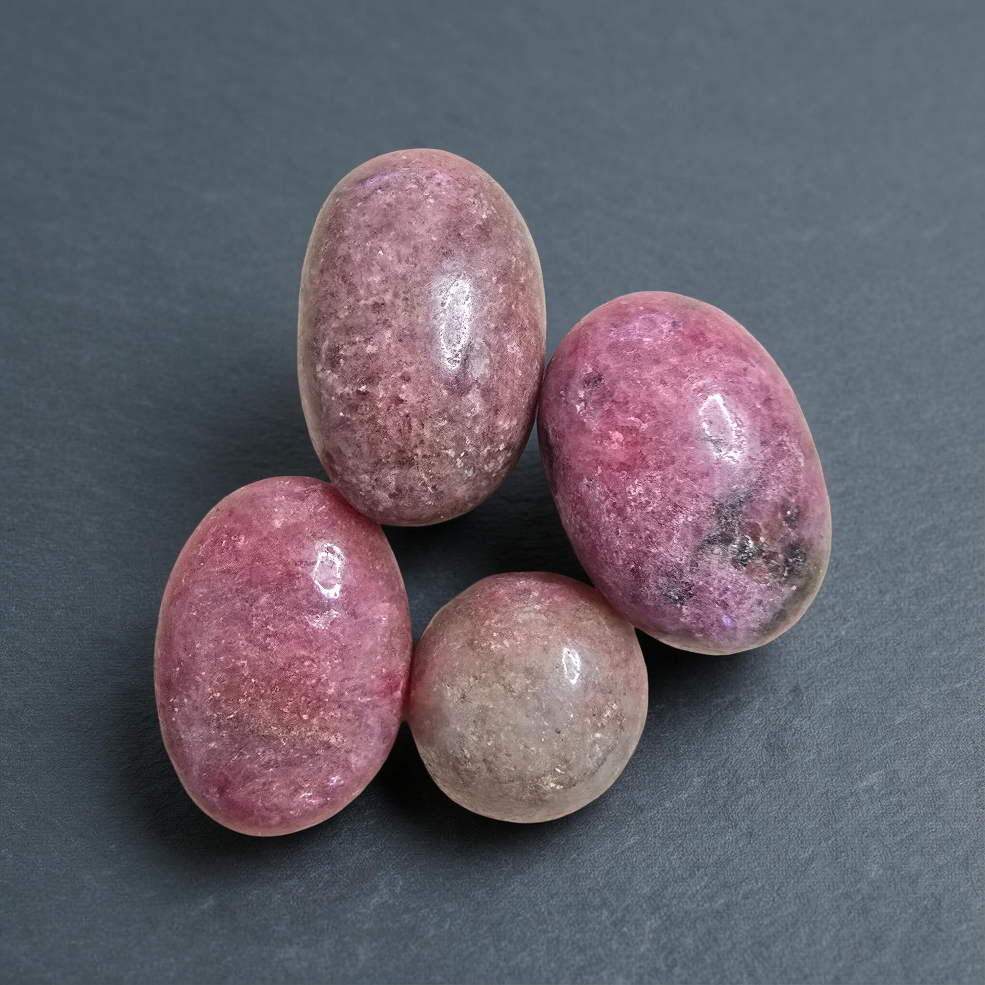 Pierre Roulée Rhodonite | Guérison Émotionnelle & Amour de Soi