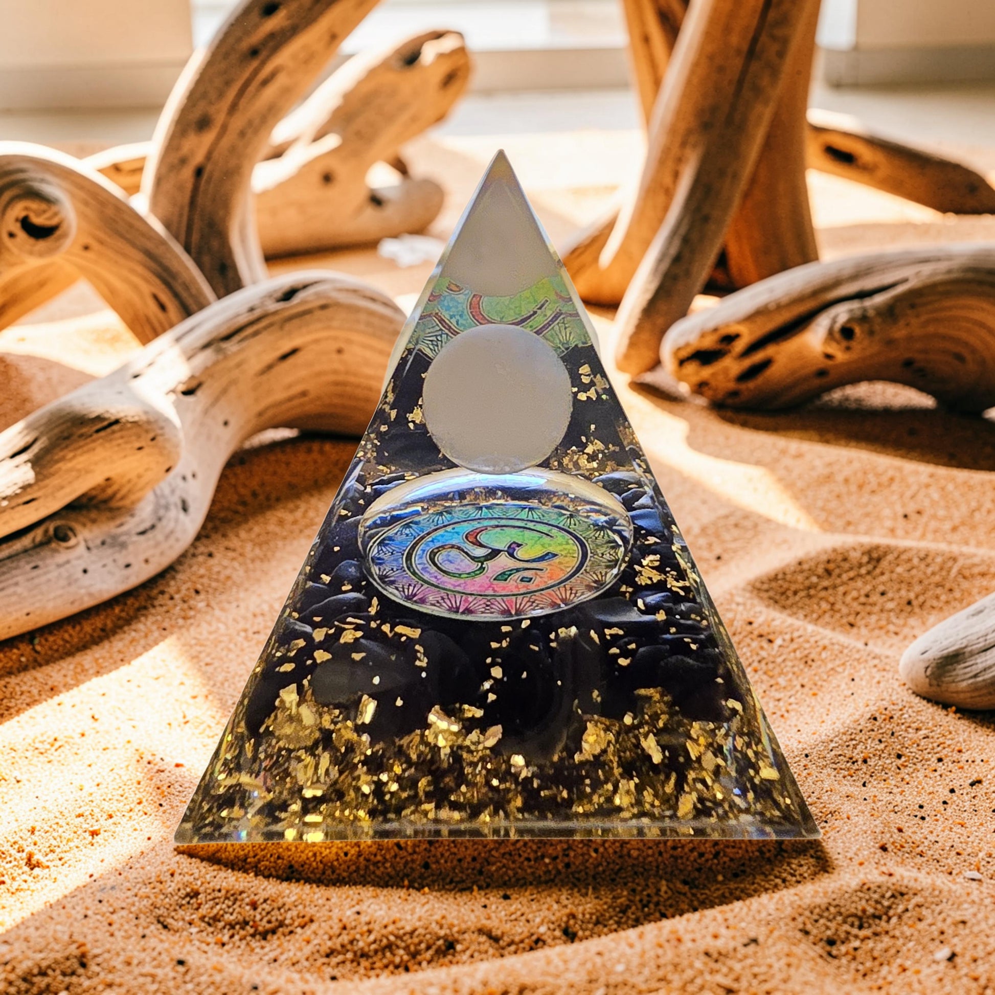 Orgonite OM Pailleté d'Or - Quartz Rose, Obsidienne Noire & Sphère
