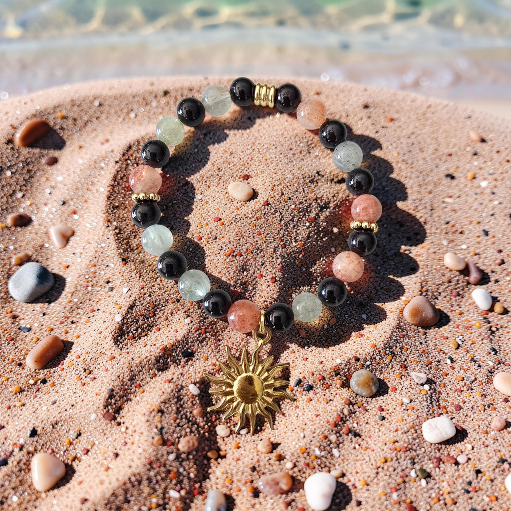 Bracelet Feu Sacré – Grenat & Pierre de Soleil