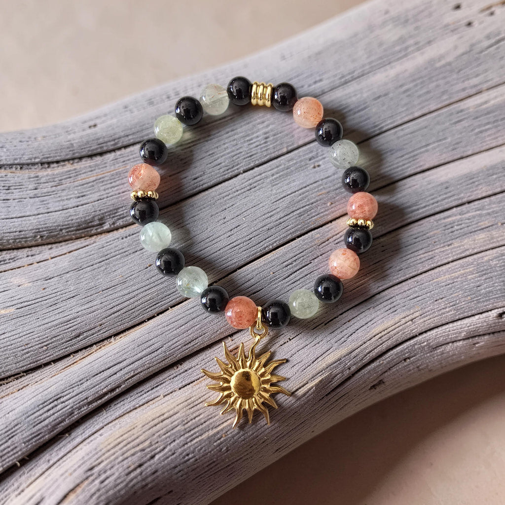 Bracelet Feu Sacré – Grenat & Pierre de Soleil