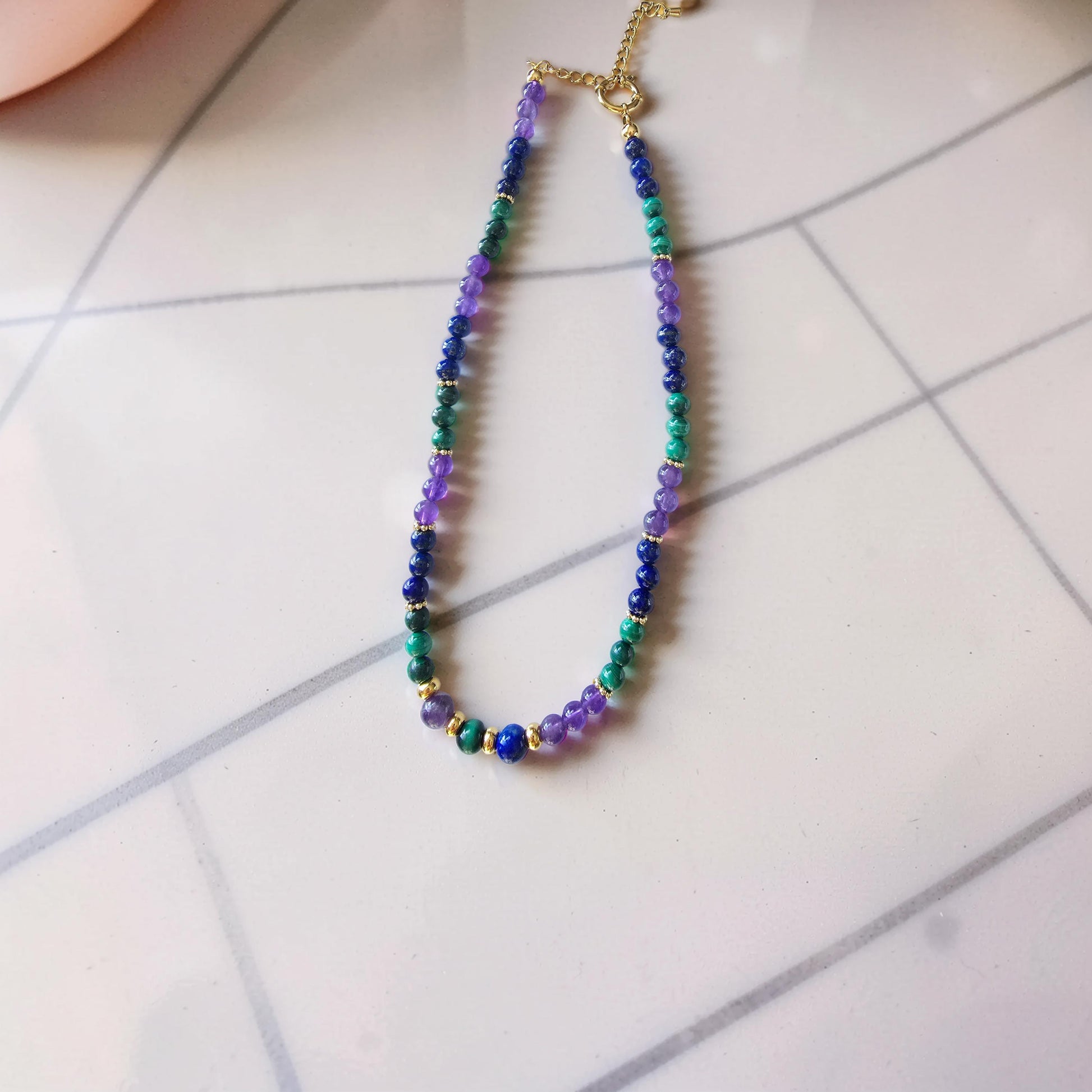 Collier Anti-Douleur — Malachite · Lapis-Lazuli · Améthyste
