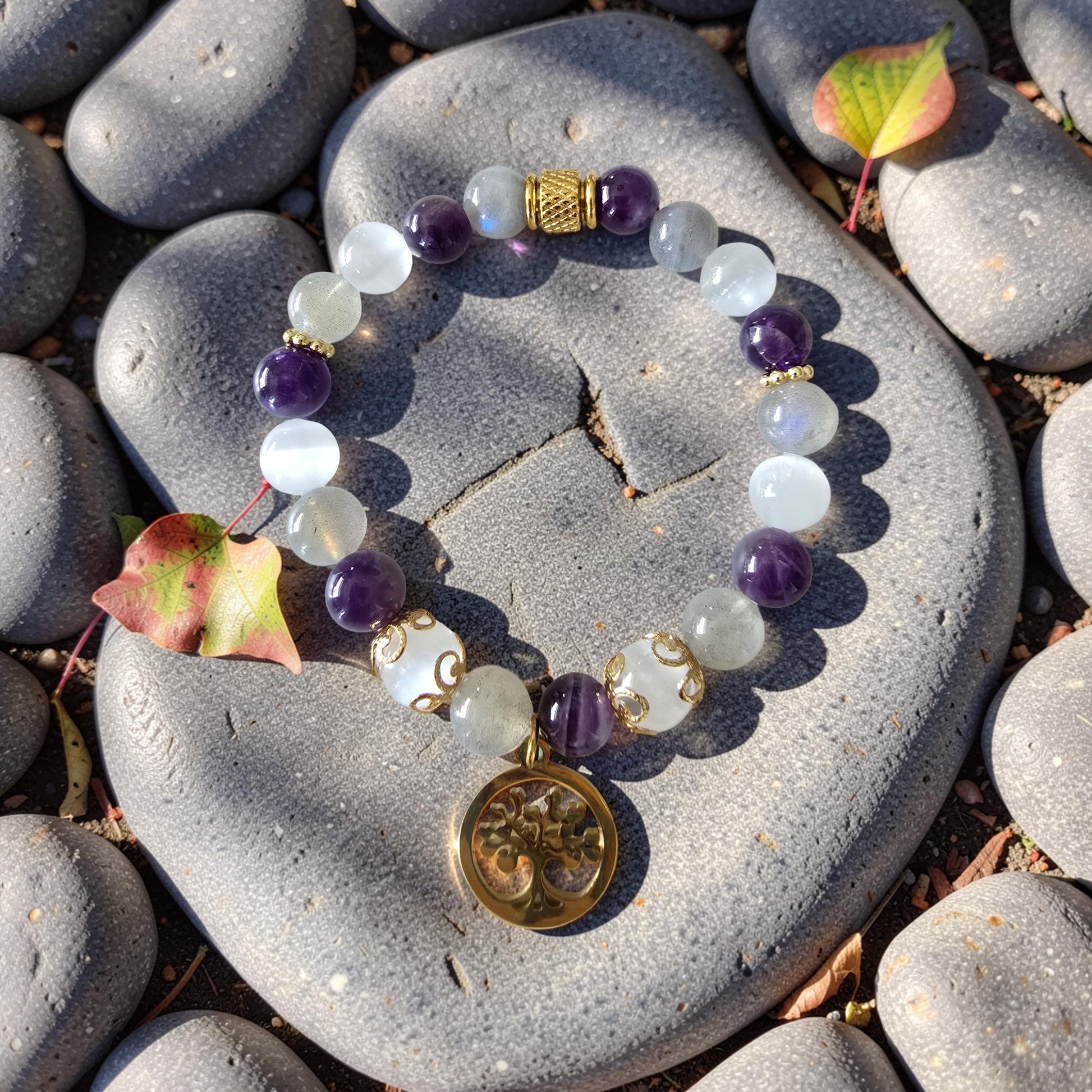 Bracelet Iris – Labradorite, Améthyste & Sélénite | Arbre de Vie