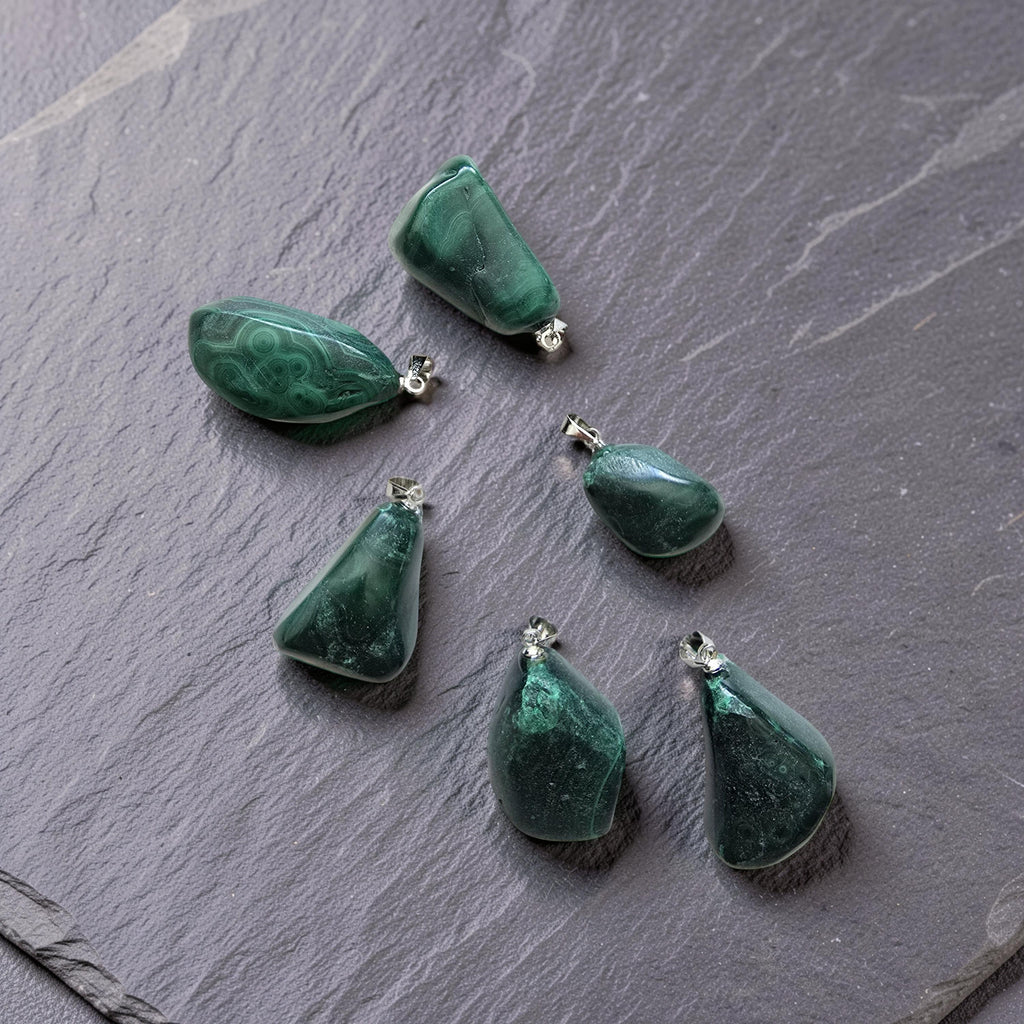 Pendentif Malachite — Pierre de Transformation & Soulagement