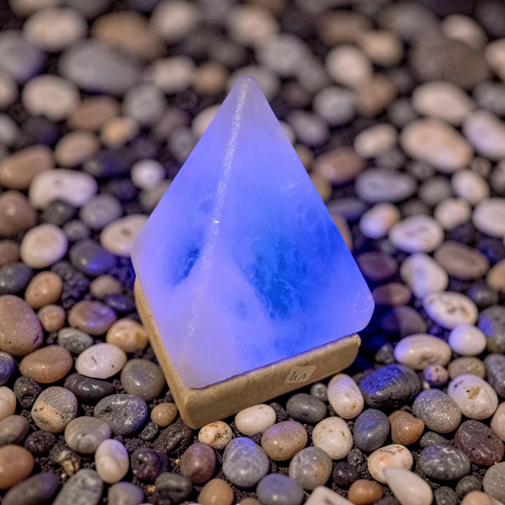 Lampe de Sel Multicolore – Pyramide 12 cm | USB