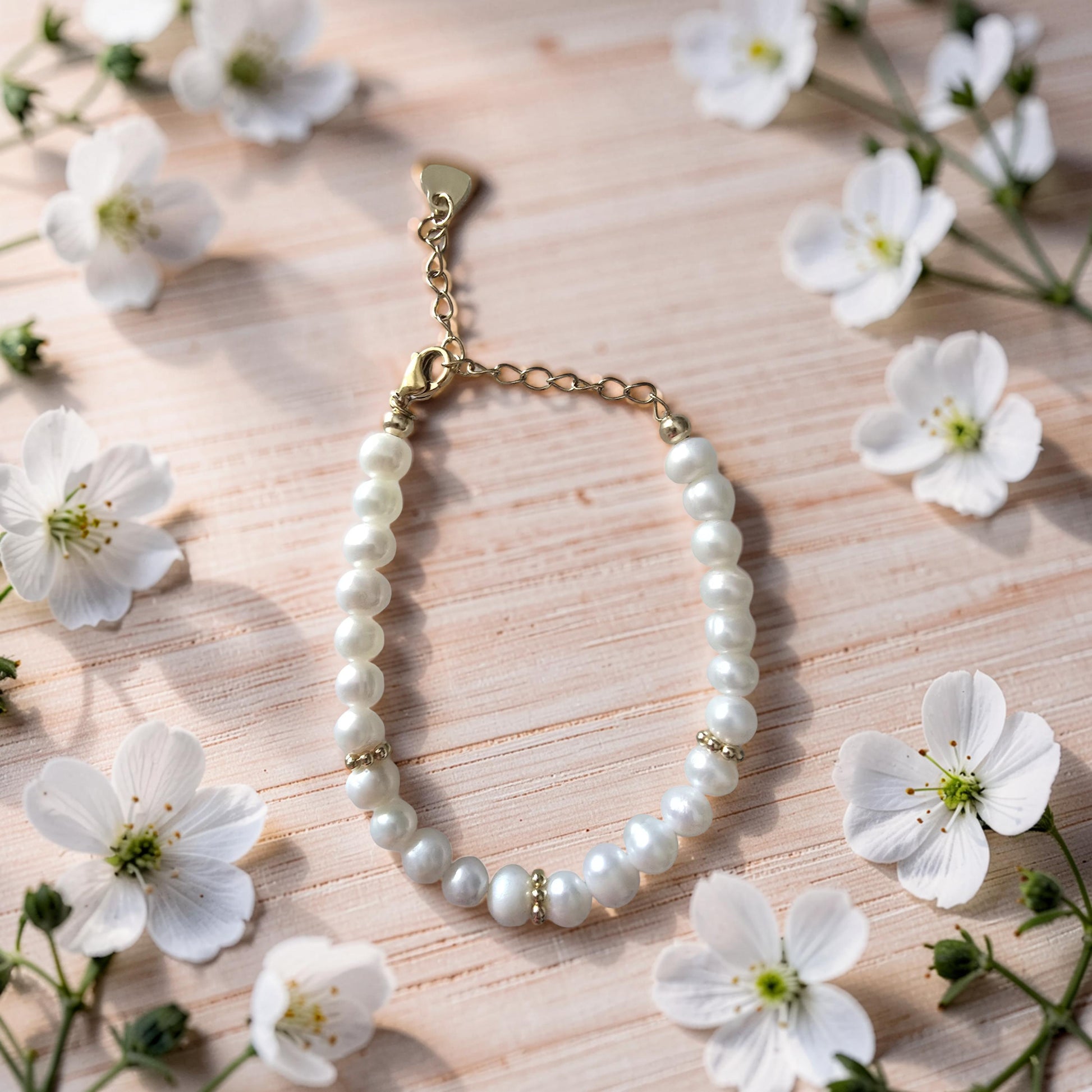 Bracelet Perles d'Eau Douce Naturelles – Douceur & Lumière