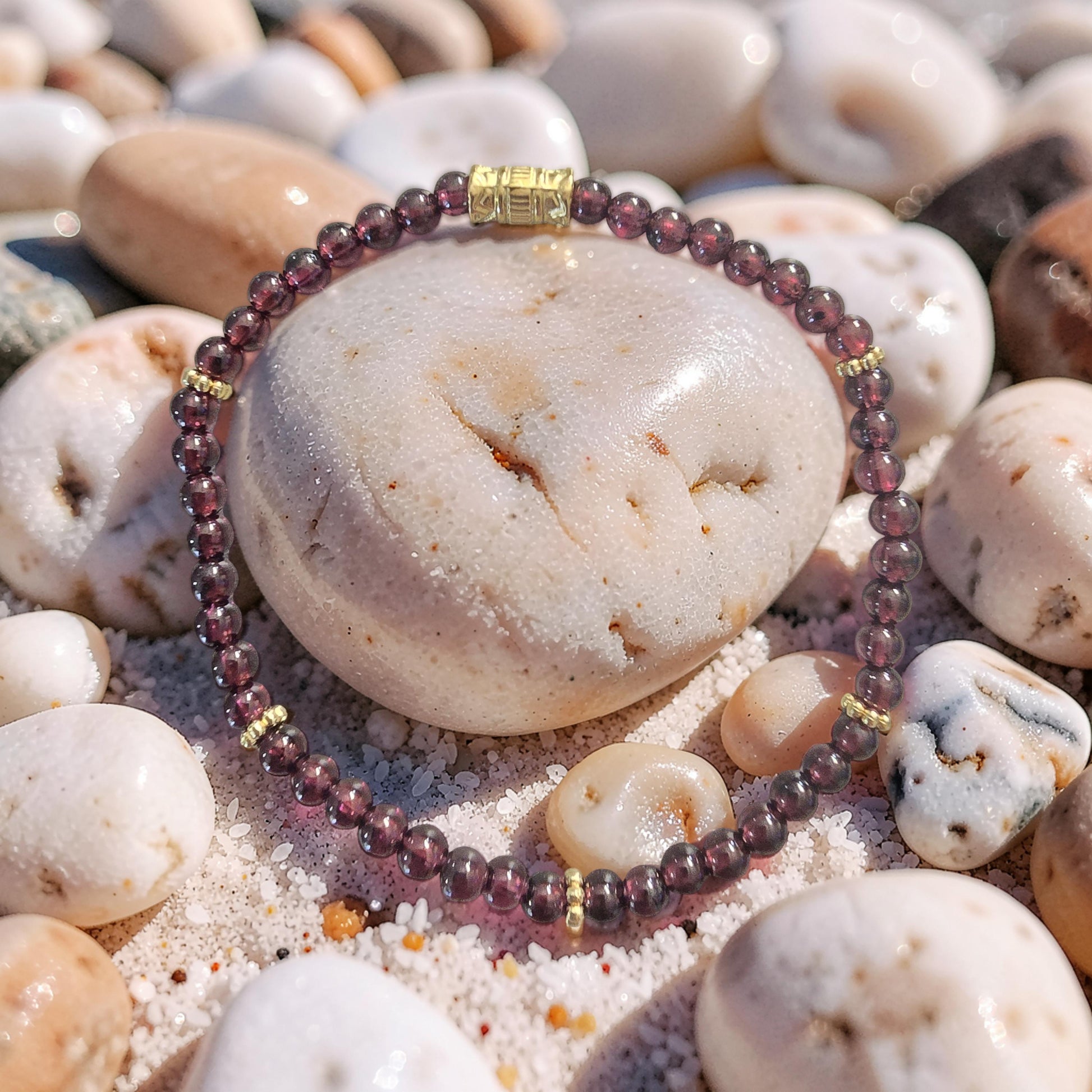 Bracelet Grenat – Braise de l’Âme & Feu Intérieur